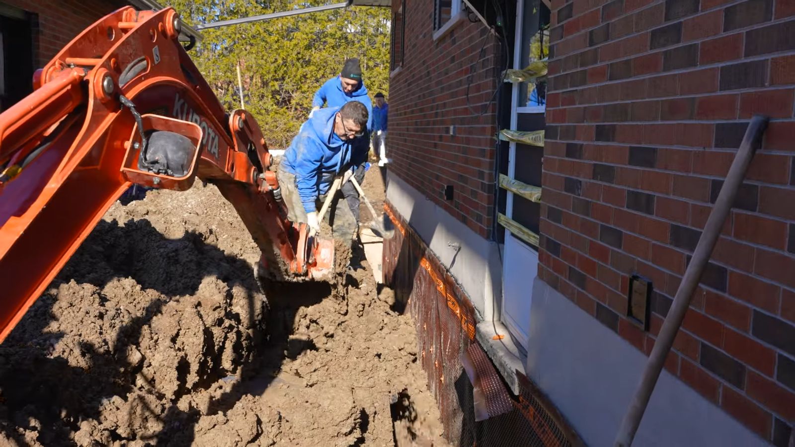 Wet Basement Waterproofing Oakville - Leaky Basement Repair